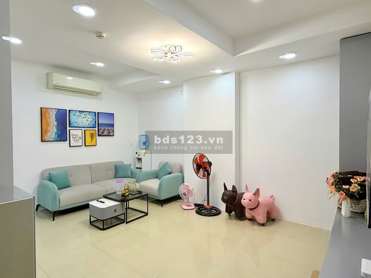 Căn hộ 75m2 Hoàng Kim Thế Gia sổ hồng sẵn, full nội thất, TT 950tr ở ngay