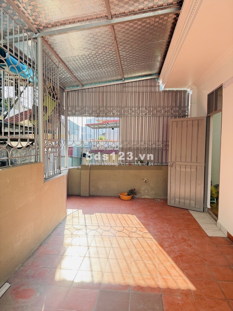 Nhà Khương Trung/Thanh Xuân/ Ngõ Thông rộng/38m2/ 4 Tầng/ Lô góc…