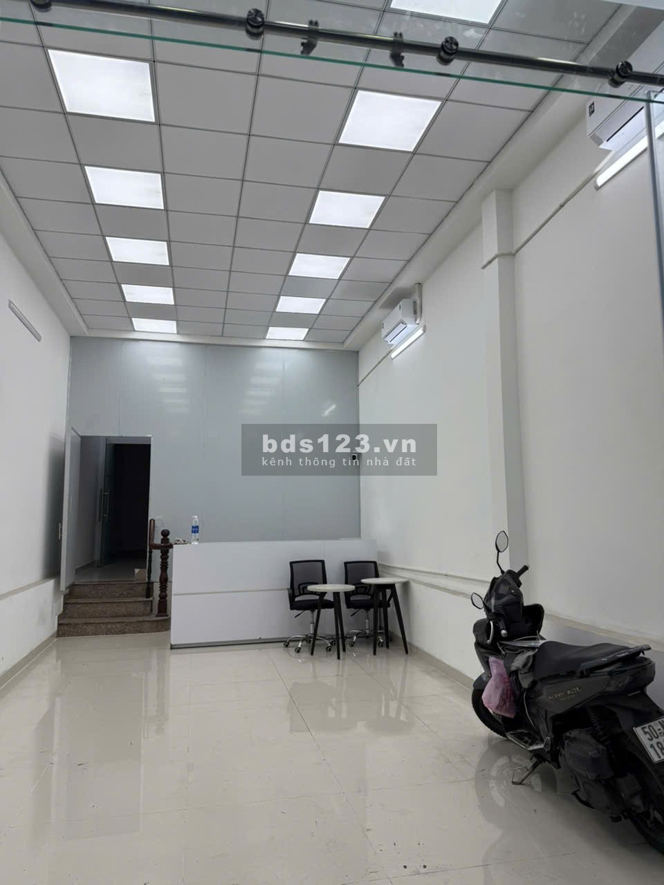 Cho thuê nhà 516 cộng hòa p13 q.tân bình 1 trệt 3 lầu