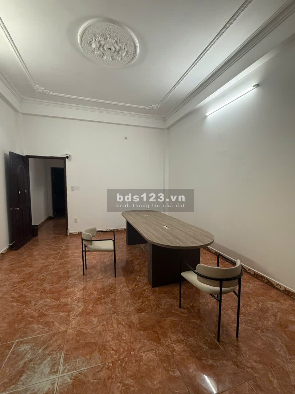 Cho thuê nhà 516 cộng hòa p13 q.tân bình 1 trệt 3 lầu