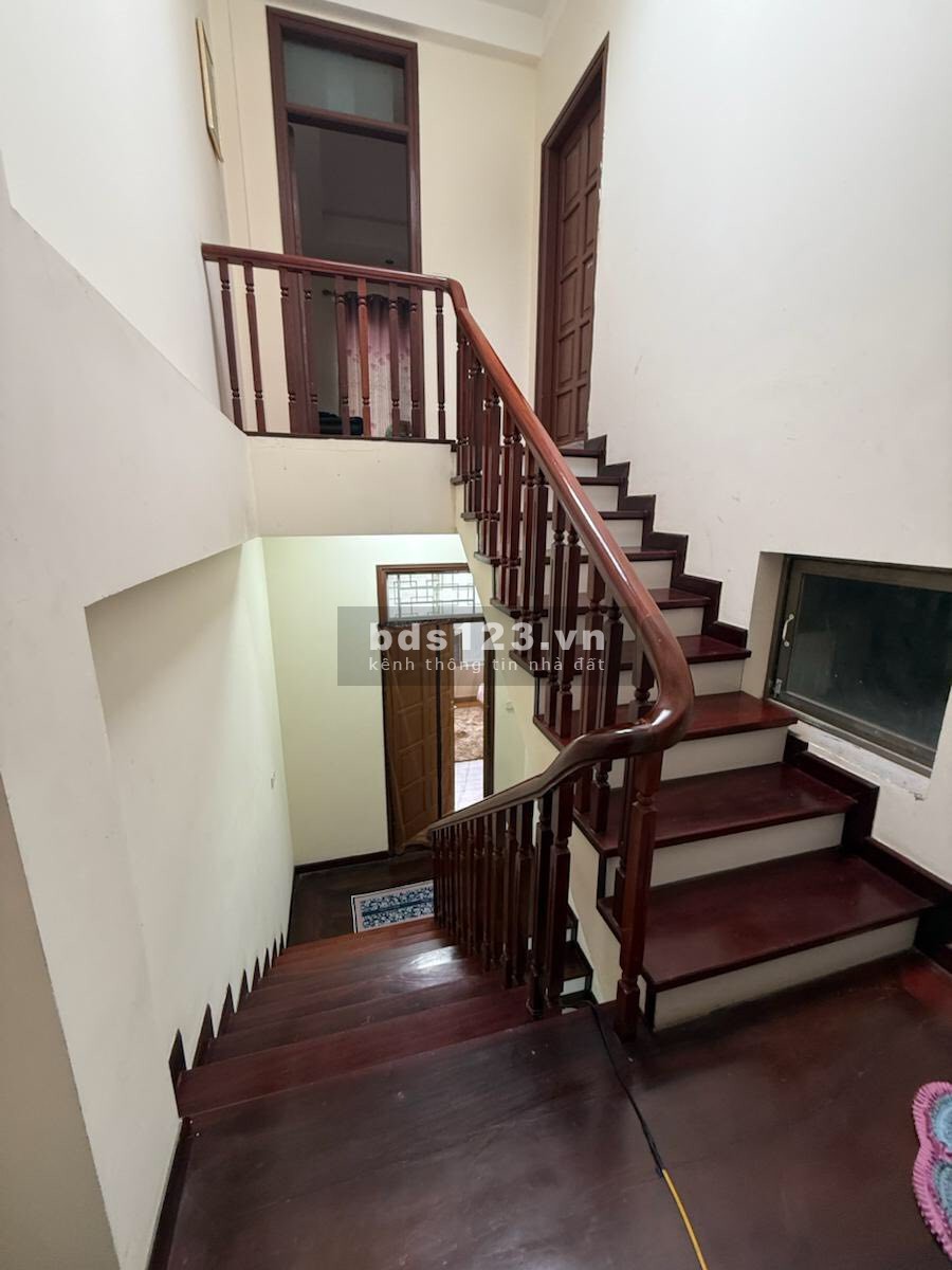 Bán Nhà 5 Tầng Ngõ Văn Cao,Phường Liễu Giai Quận Ba Đình.…