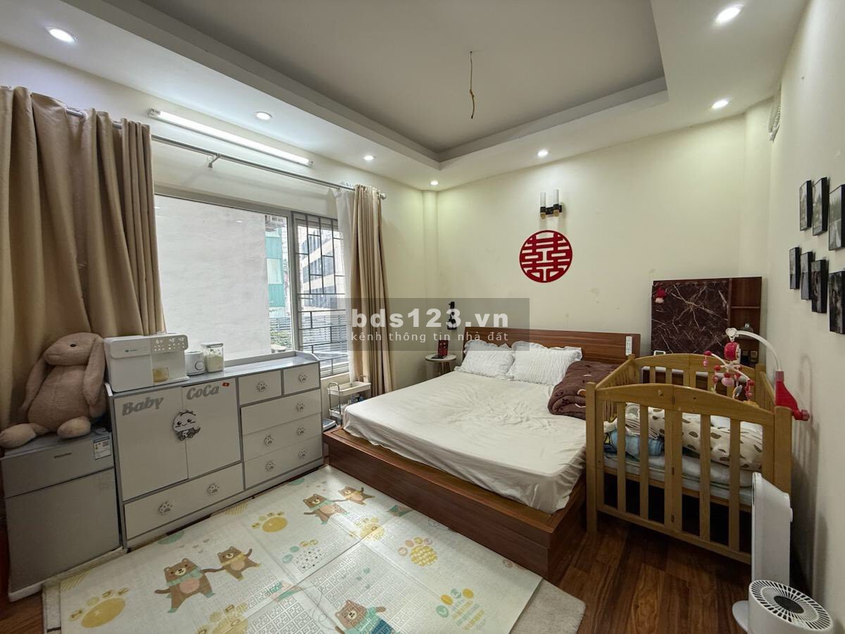 Bán Nhà 5 Tầng Ngõ Văn Cao,Phường Liễu Giai Quận Ba Đình.…