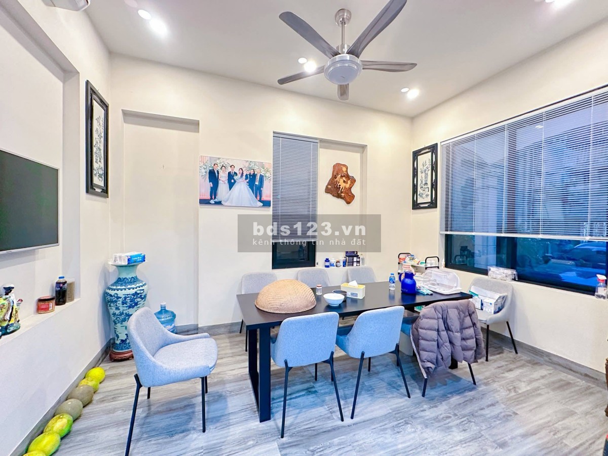 Nhà Đẹp Mặt Phố Thanh Đàm, Hoàng Mai 100/130m, 3 tầng, mt 9m,…