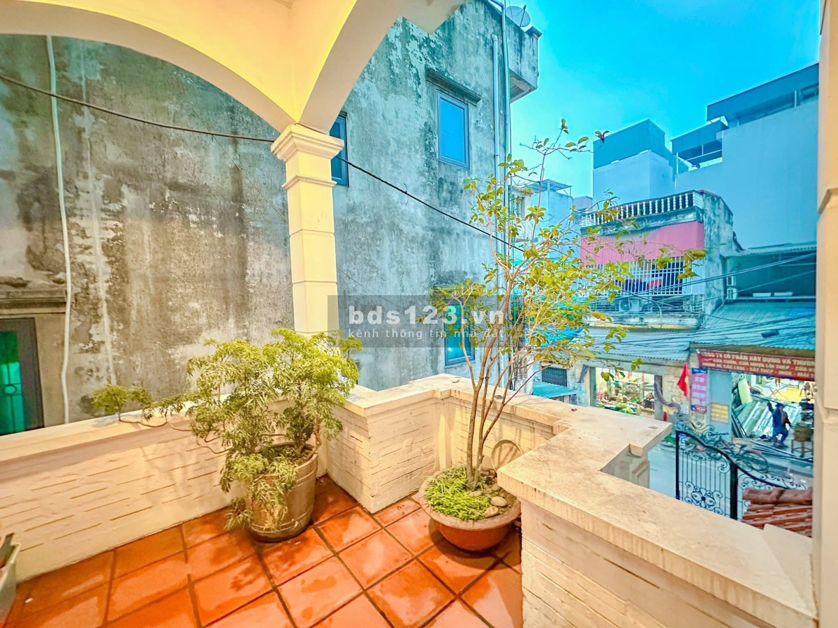Nhà Đẹp Mặt Phố Thanh Đàm, Hoàng Mai 100/130m, 3 tầng, mt 9m,…