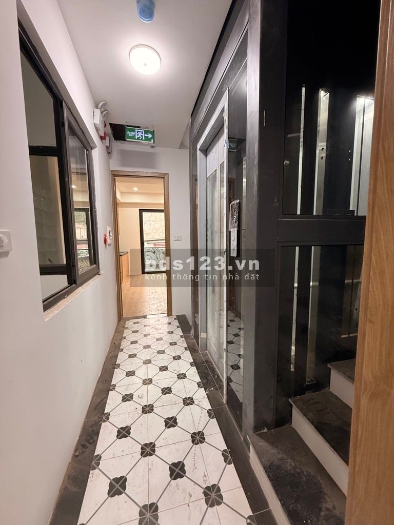 Nhà đẹp full nội thất - Thang máy mới tinh - Đầu tư tốt