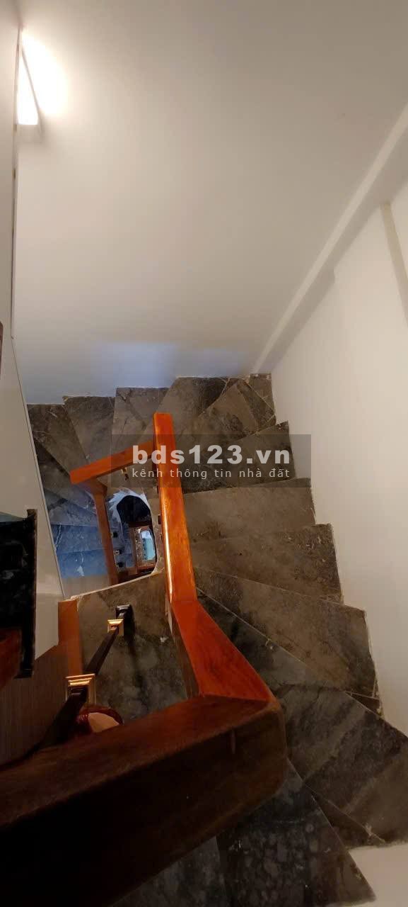 Nhà Đẹp Lô Góc Nguyễn Chính, Hoàng Mai 28m, 5 tầng, mt 3.5m,…