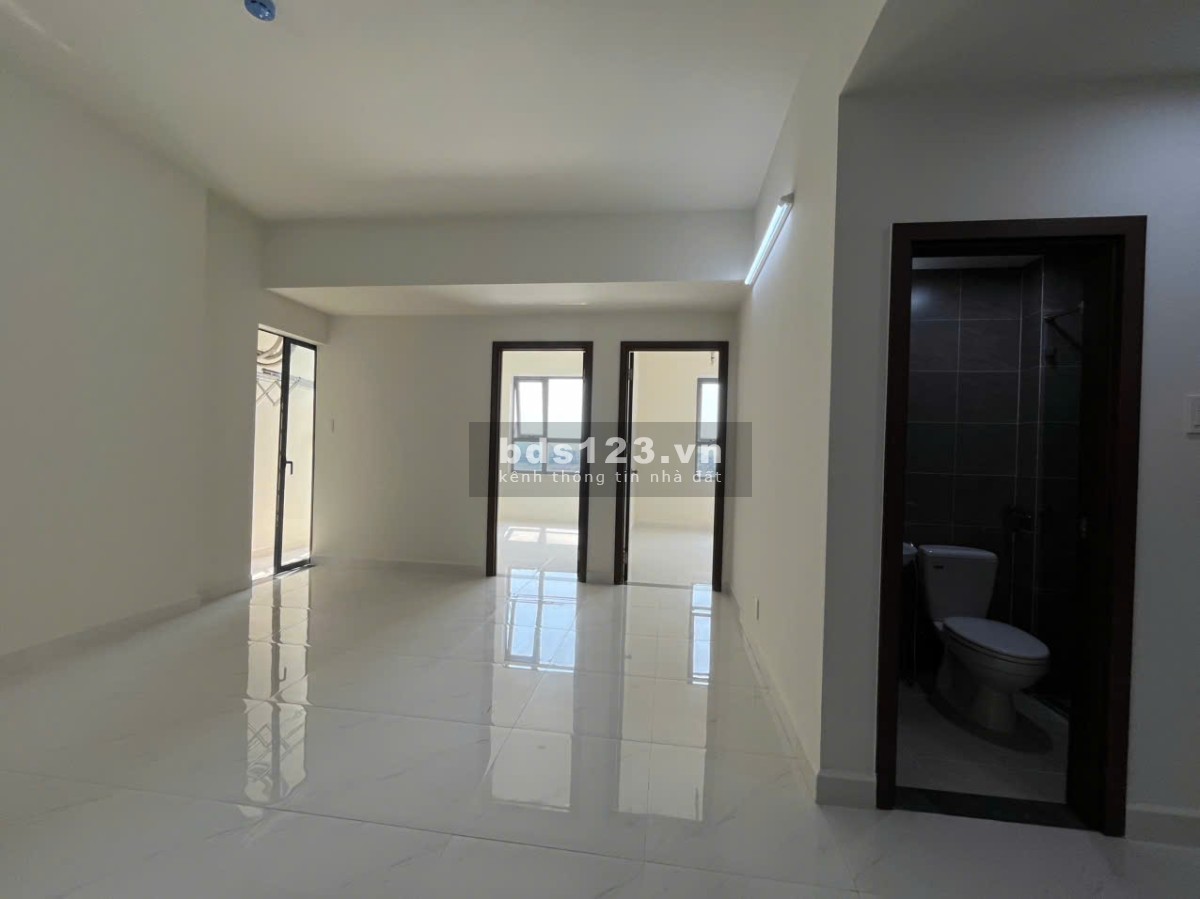 Cần Cho thuê Căn Hộ Green River Quận 8, Dt : 68 m2, 2PN, Giá : 7.5…