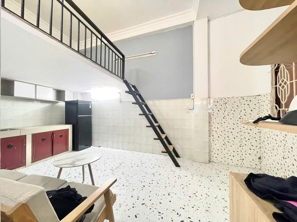 Cho thuê Studio ban công, nội thất cơ bản tại 88 Đường Số…