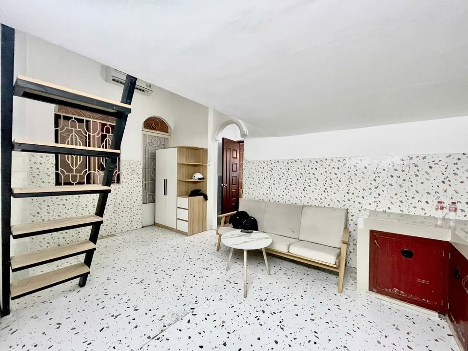 Cho thuê Studio ban công, nội thất cơ bản tại 88 Đường Số…