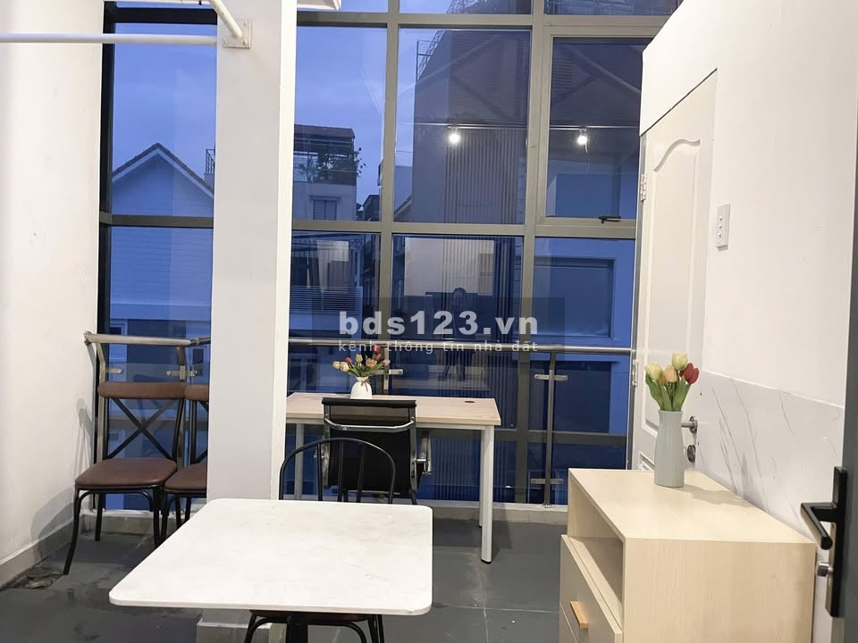 Studio ban công view chill, đầy đủ nội thất tại KDC Him Lam,…