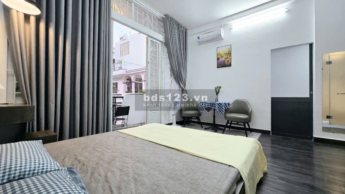 Cho thuê Studio 30m² full nội thất, ban công riêng, Huỳnh Văn…