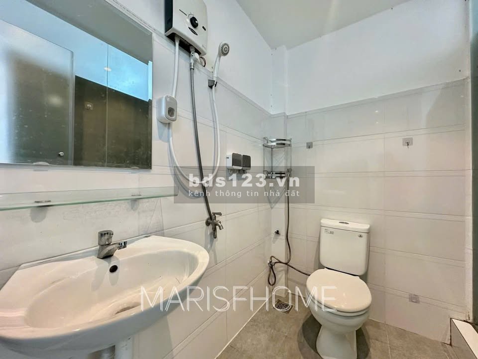 Cho thuê Studio 30m² full nội thất, ban công riêng, Huỳnh Văn…