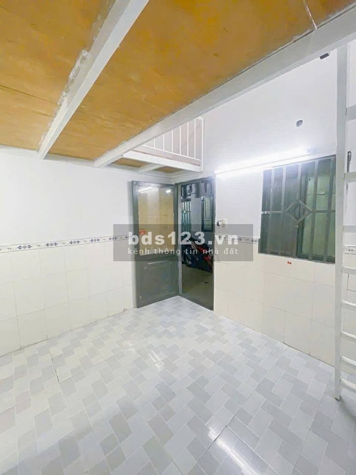 Phòng trọ 20m² Nguyễn Văn Quỳ, Q7 - Gác đứng được - Giá…