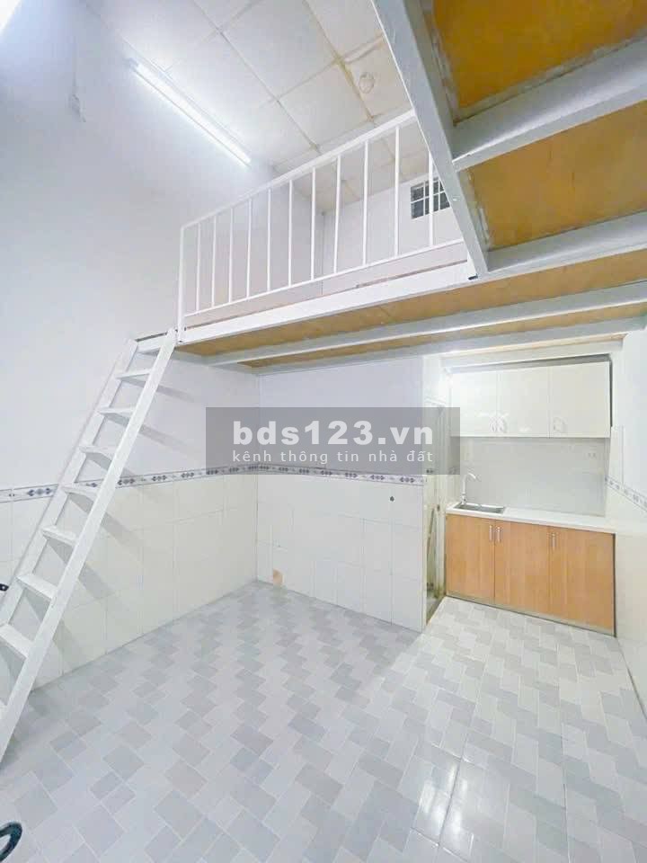 Phòng trọ 20m² Nguyễn Văn Quỳ, Q7 - Gác đứng được - Giá…