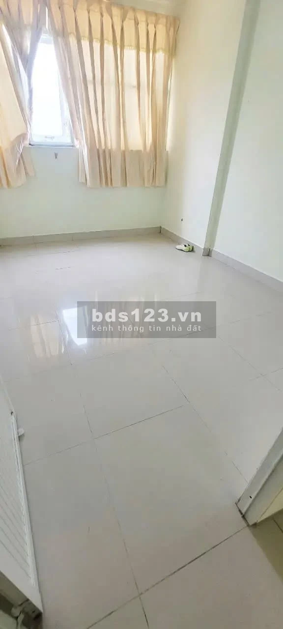 Phòng trọ mới sơn sửa tại 136 Đường số 6, P. Phú Hữu, TP…