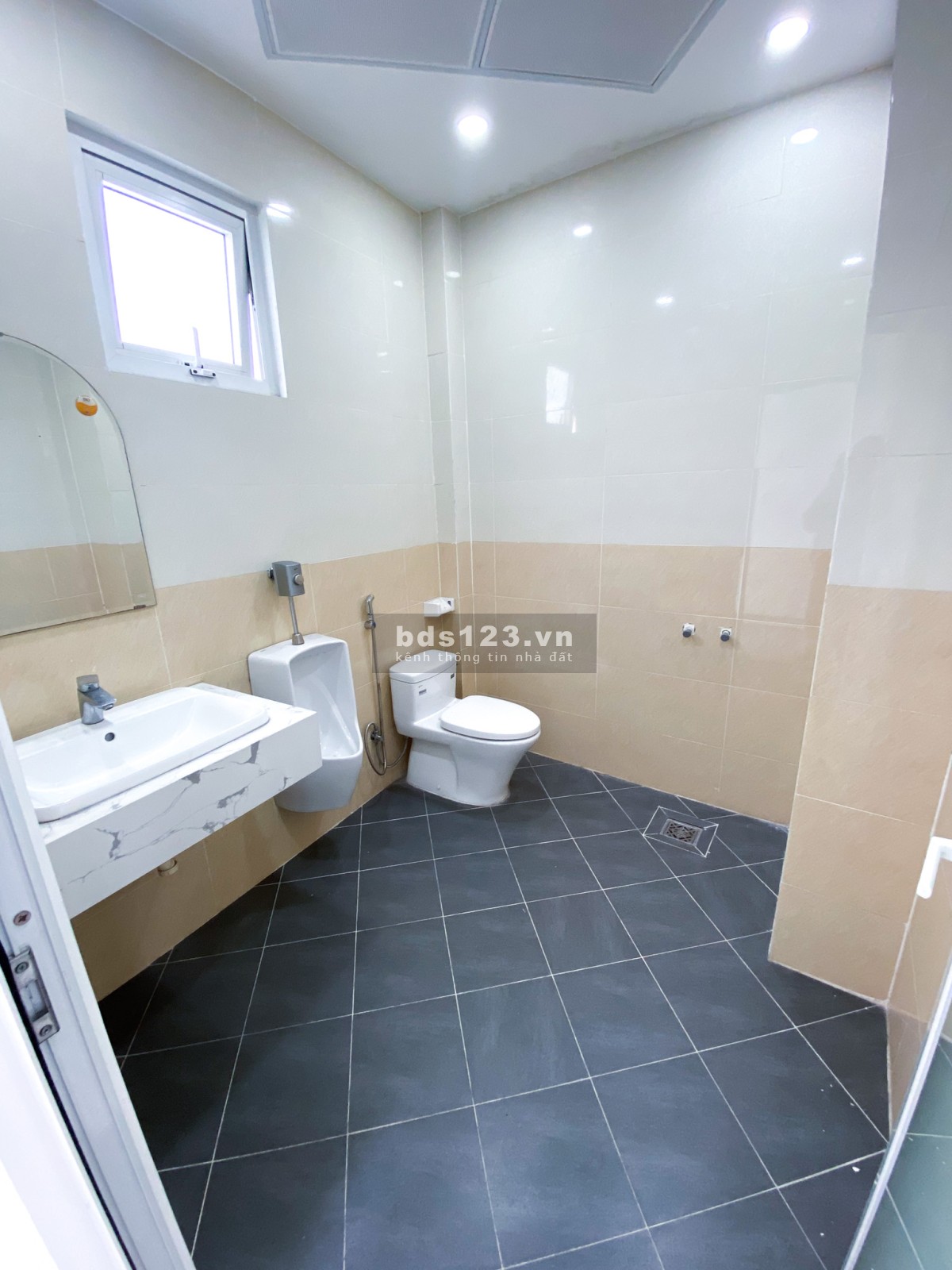 Cho thuê văn phòng Quận 1, TP.HCM – Gía cực tốt - Miễn phí…