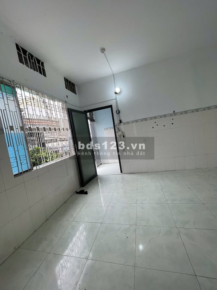 Phòng trọ 466 Tân Kỳ Tân Quý, Tân Phú - Giá 2.49 triệu