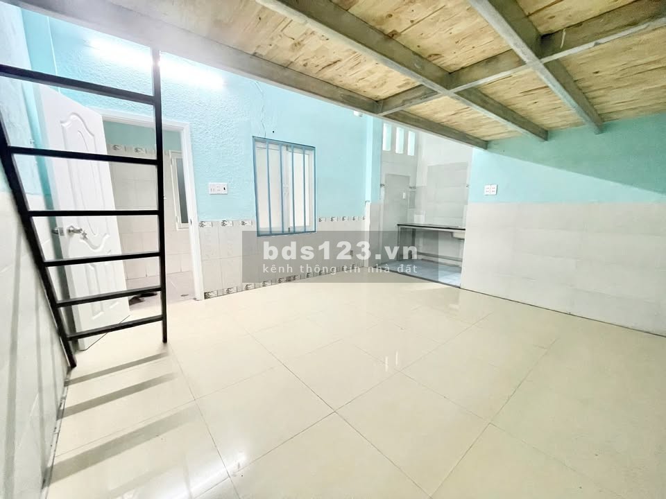 Phòng trọ Dĩ An: Gần ĐH Kinh tế Luật, tặng 10 ngày thuê cho…