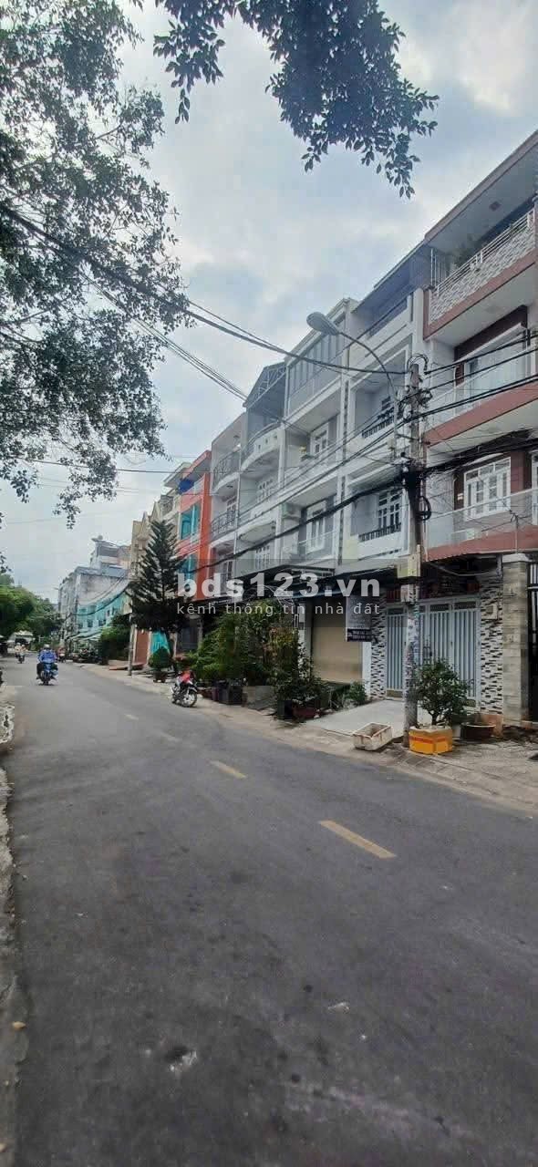 Bán nhà đường 8m An Lạc, TP.HCM - DT 4.5x16m, mới 98%