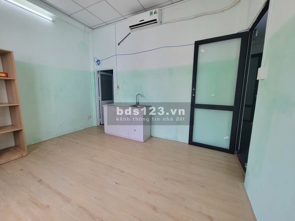 Studio full nội thất, trung tâm, 793 Trần Xuân Soạn
