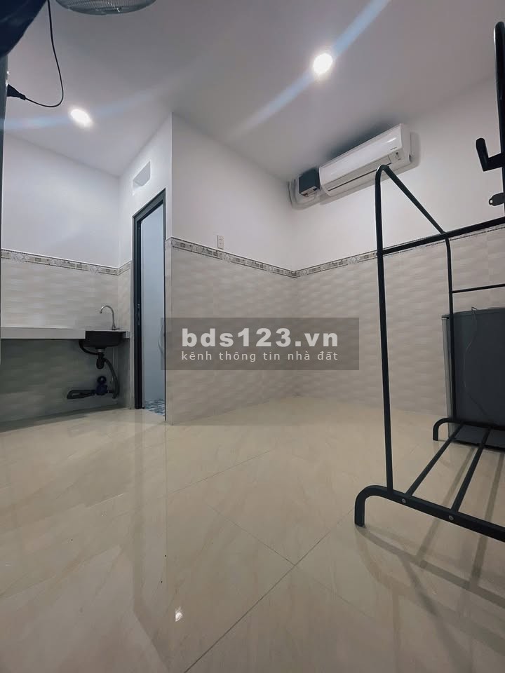 Cho thuê căn hộ mini full nội thất tại 47 Vườn Lài, Q.12