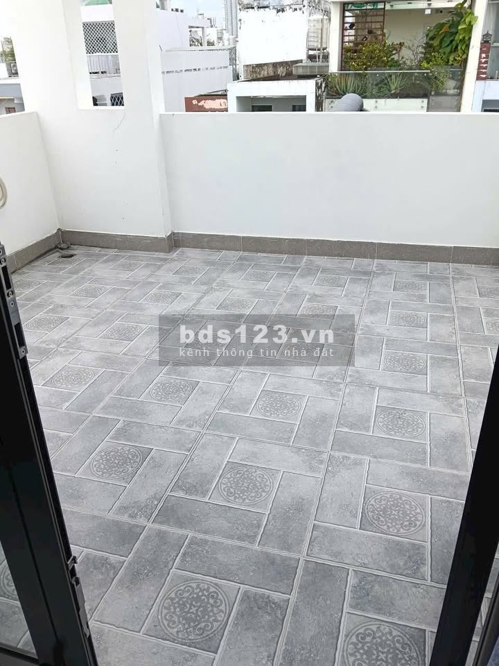 Bán nhà đường 8m An Lạc, TP.HCM - DT 4.5x16m, mới 98%