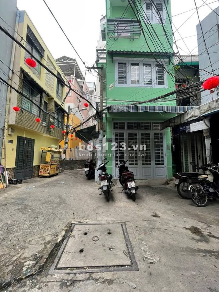 Cho thuê nhà nguyên căn 2PN, full nội thất, Phùng Văn Cung, P7,…