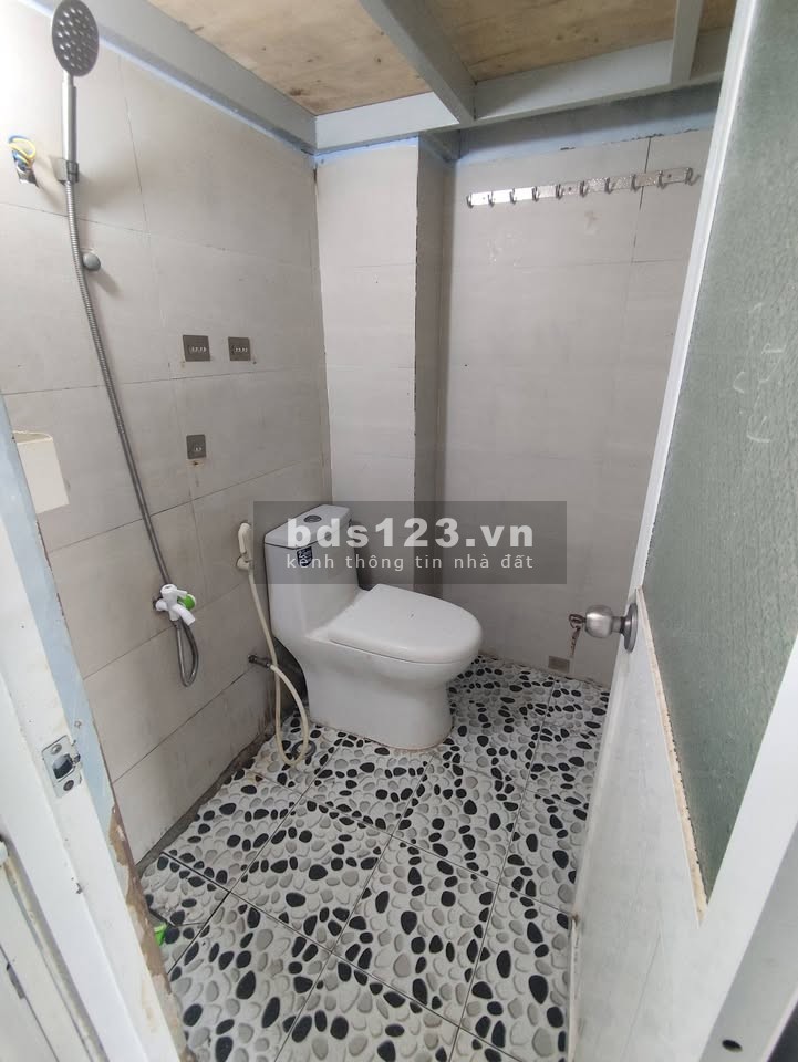 Phòng trọ 3tr/tháng có ban công, máy lạnh tại 23/11 đường…