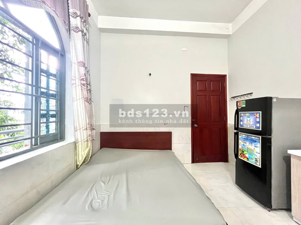 Cho thuê phòng trọ có ban công, cửa sổ trời tại 745 Nguyễn…