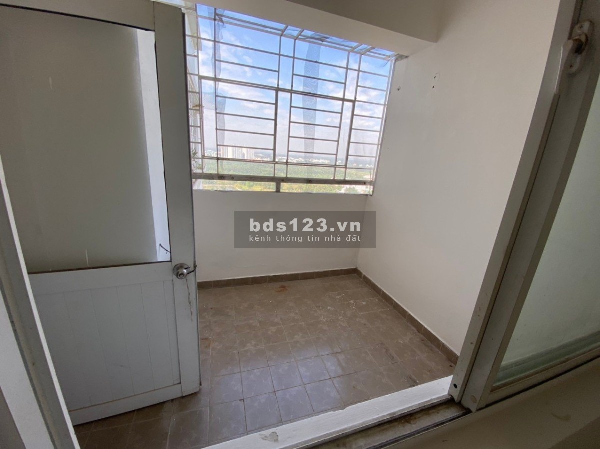 Bán 2pn2wc 95m2 PHÚ MỸ THUẬN, tầng cao view sông. Giá bán 2.6…