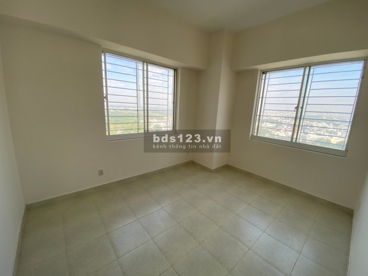 Bán 2pn2wc 95m2 PHÚ MỸ THUẬN, tầng cao view sông. Giá bán 2.6…