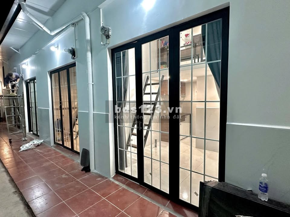 Siêu phẩm dãy trệt - Trung Mỹ Tây, q12 - Gần đại học LDXH,…