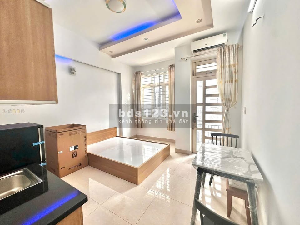 Căn hộ mini/Phòng trọ full nội thất, ban công tại 373 Thống…