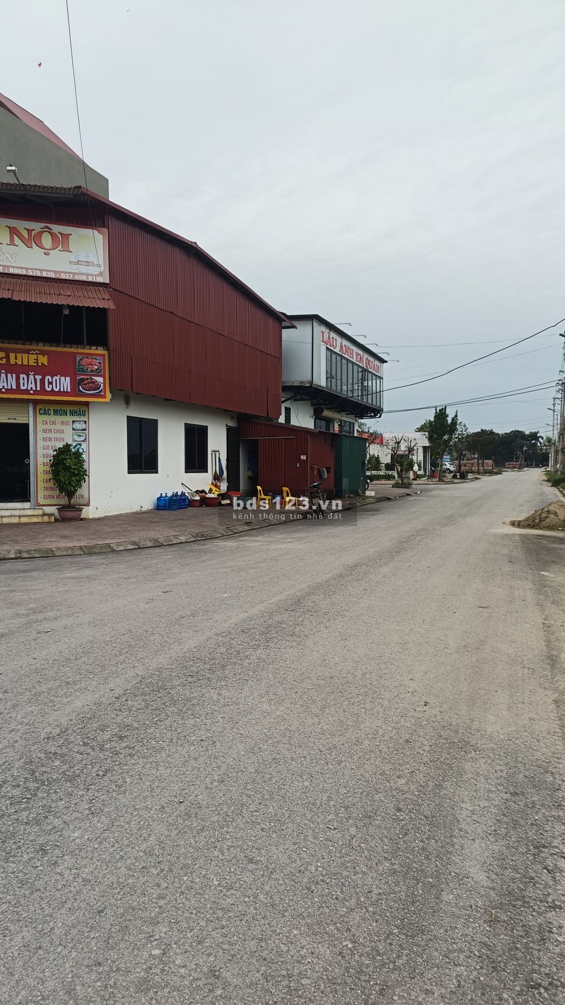 Cho thuê mặt bằng khu dân cư mới Bách Nhẫn