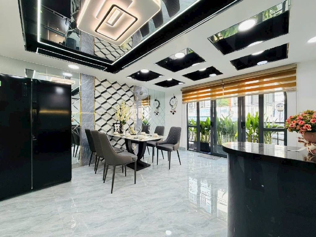 Bán nhà HXH Trường Chinh 3 tầng 70m2(5*14) gần Pandora Trường…