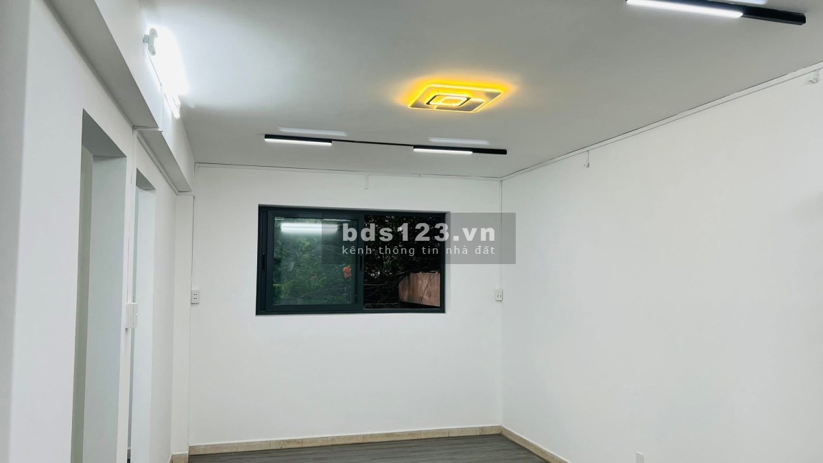 Bán gấp chung cư Sơn Kỳ thang bộ đường Cc2 giao bình long…