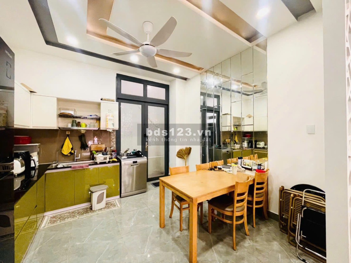 Bán nhà 4 tầng 80M2 HXH ngay chợ Hiệp Bình, Hiệp Bình Chánh,…