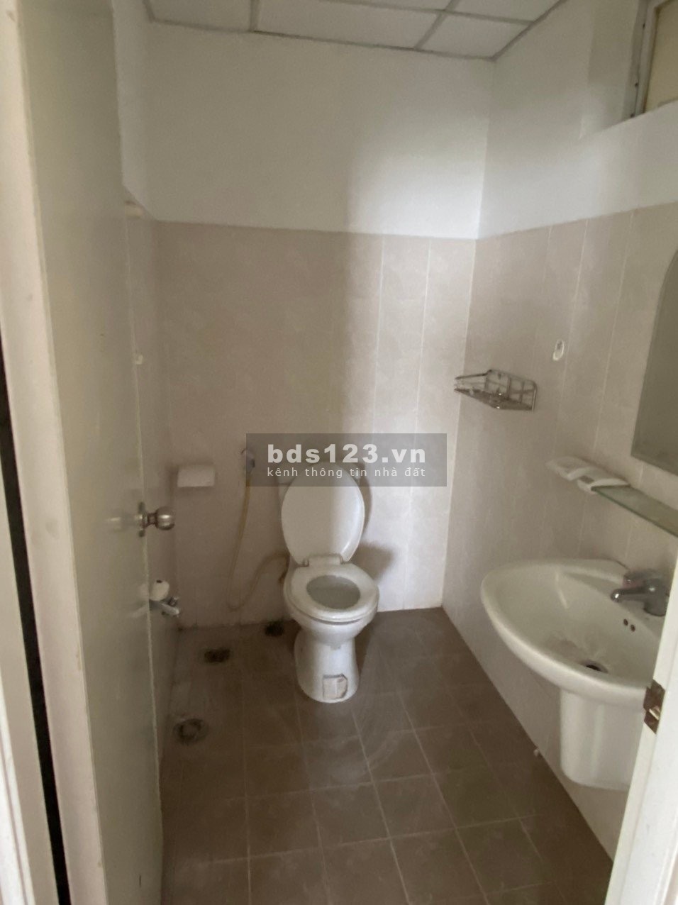 Bán 2pn 2wc 95m2 Phú Mỹ Thuận, tầng cao, view sông. Giá bán: 2.6…