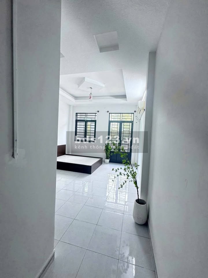 Cho thuê phòng tại 122 Đặng Văn Ngữ, Phú Nhuận