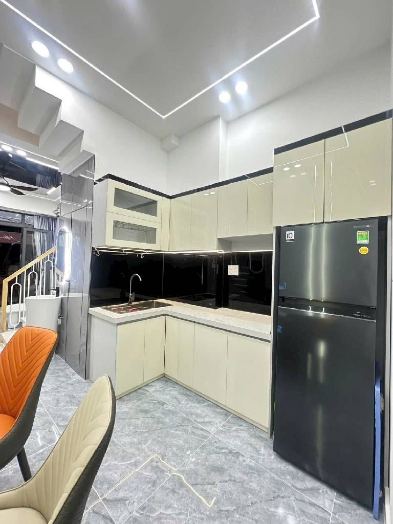 Bán nhà 4 tầng HXH đường Phạm Văn Chiêu 60m2(4*15) vào ở ngay…