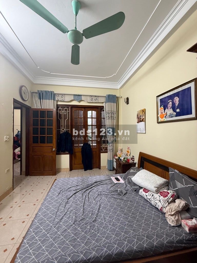 HÀNG XÓM TTTM ATEMIST NGUYỄN VIẾT XUÂN -THANH XUÂN 75M2. 4 TẦNG .…