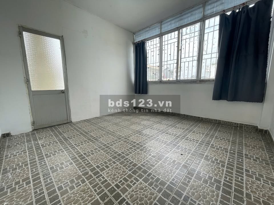 Phòng trọ 20m2 ban công, WC riêng, nội thất Đường 28, P6 Gò…