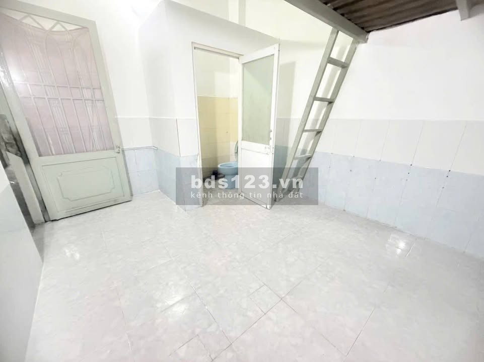 Phòng trệt có gác 213 Lê Đình Cẩn, Tân Tạo, Bình Tân - Giá…