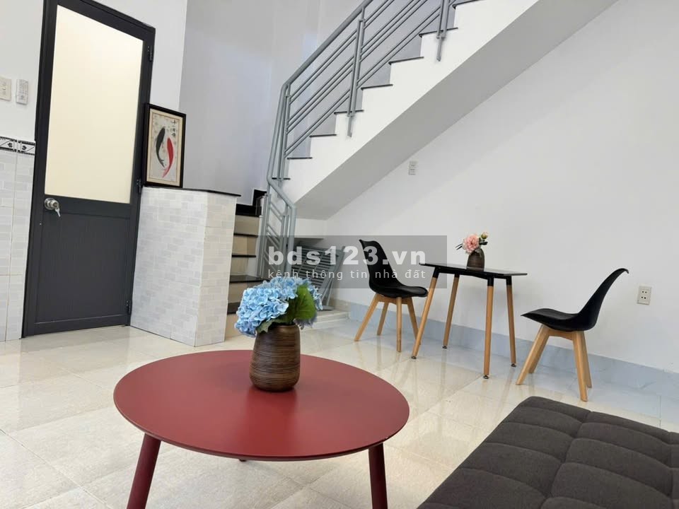 Nhà nguyên căn 75m2 cuối Pasteur Q.3, full nội thất, 16 triệu/tháng