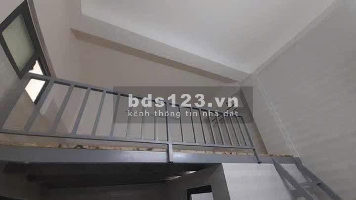 Cho thuê phòng trọ nữ Quận 7, có máy lạnh, giá 4 triệu/tháng