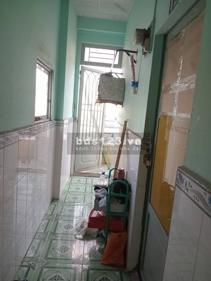 Phòng trọ có gác 213 Lê Đình Cẩn, P. Tân Tạo, Bình Tân - Giá…