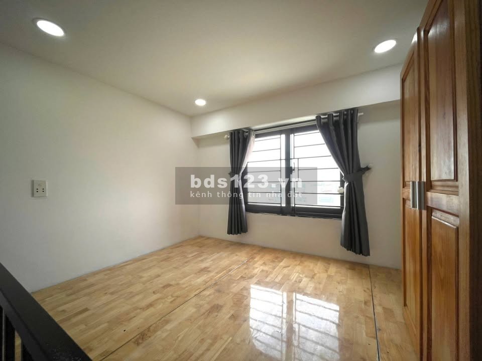 Phòng trọ đầy đủ nội thất, thang máy tại Tô Ngọc Vân,…