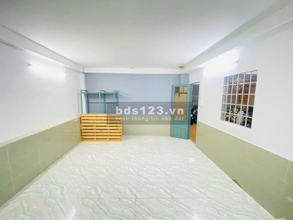 Phòng cho thuê tại 2022 Quốc lộ 1A, Tân Thới Hiệp, Quận 12