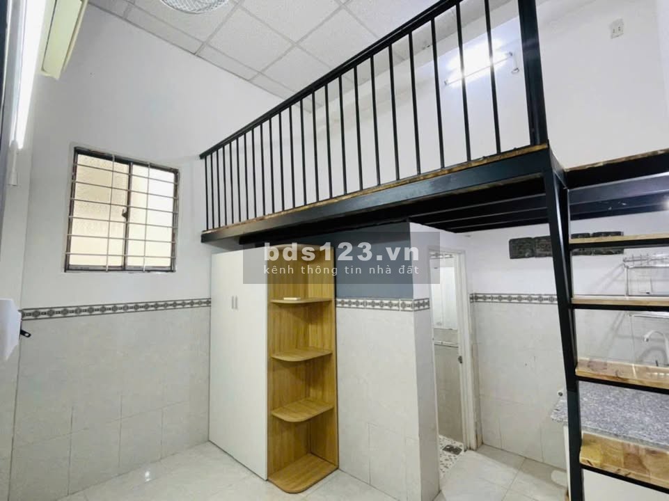 Phòng trọ có gác, đầy đủ tiện nghi tại 78 Hà Thị Đát,…