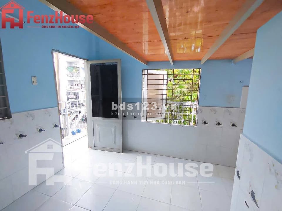 Cho thuê phòng có gác Đường số 1, P. Tân Phú, Q.7 - Gần chợ…